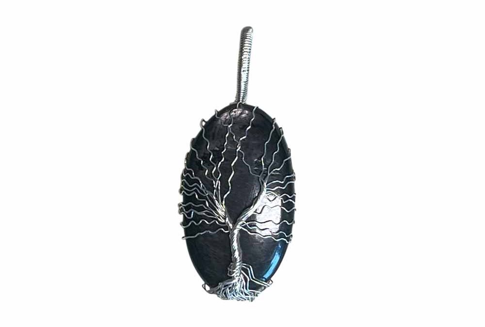 How I Make a Tree of Life Gemstone Pendant by Anna Landels